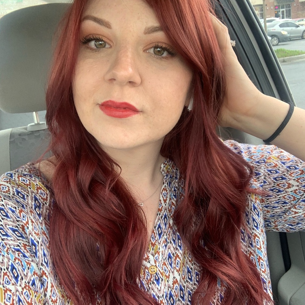 Meet your Posher, Lauren